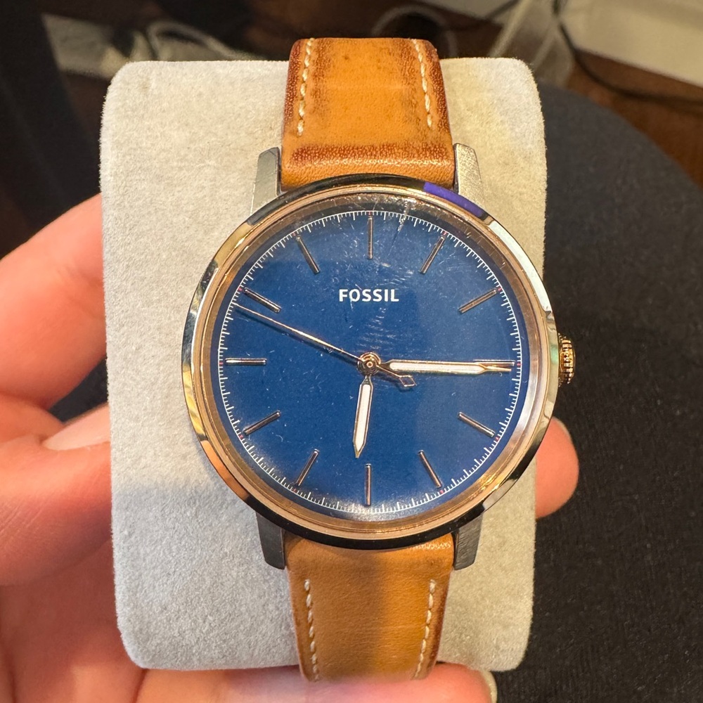Fossil watch